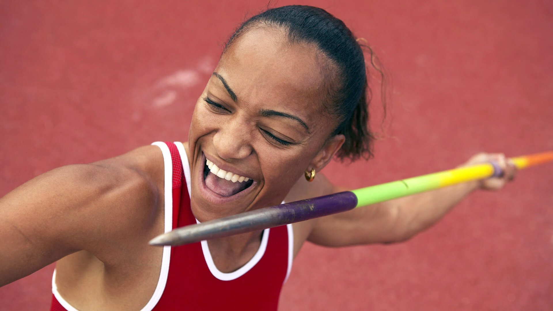 足球赛场焦点！巴西队对阵日本队，豪门翻车，赛后引发巨大争议