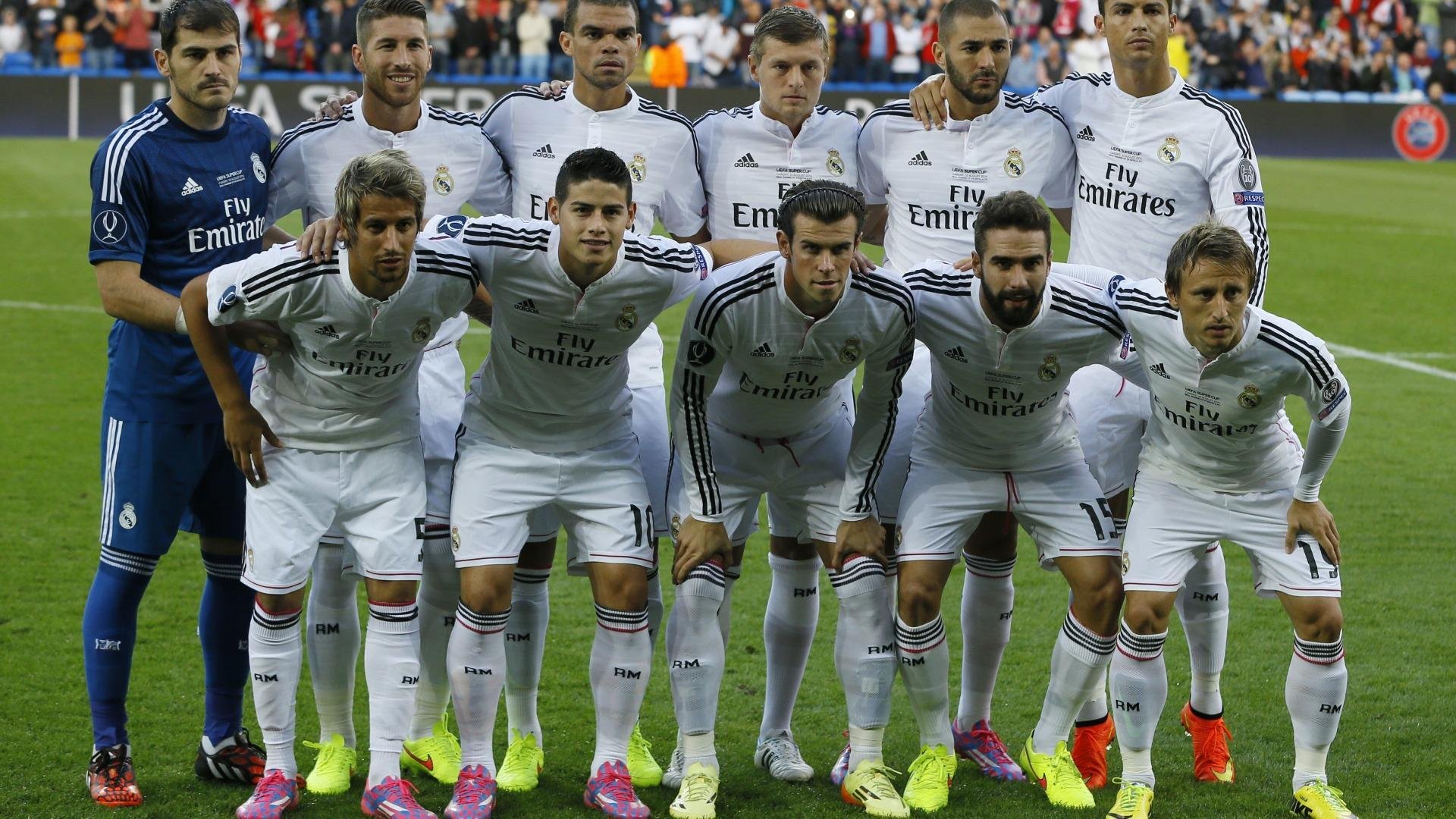 足球赛场焦点！巴西队对阵日本队，豪门翻车，赛后引发巨大争议